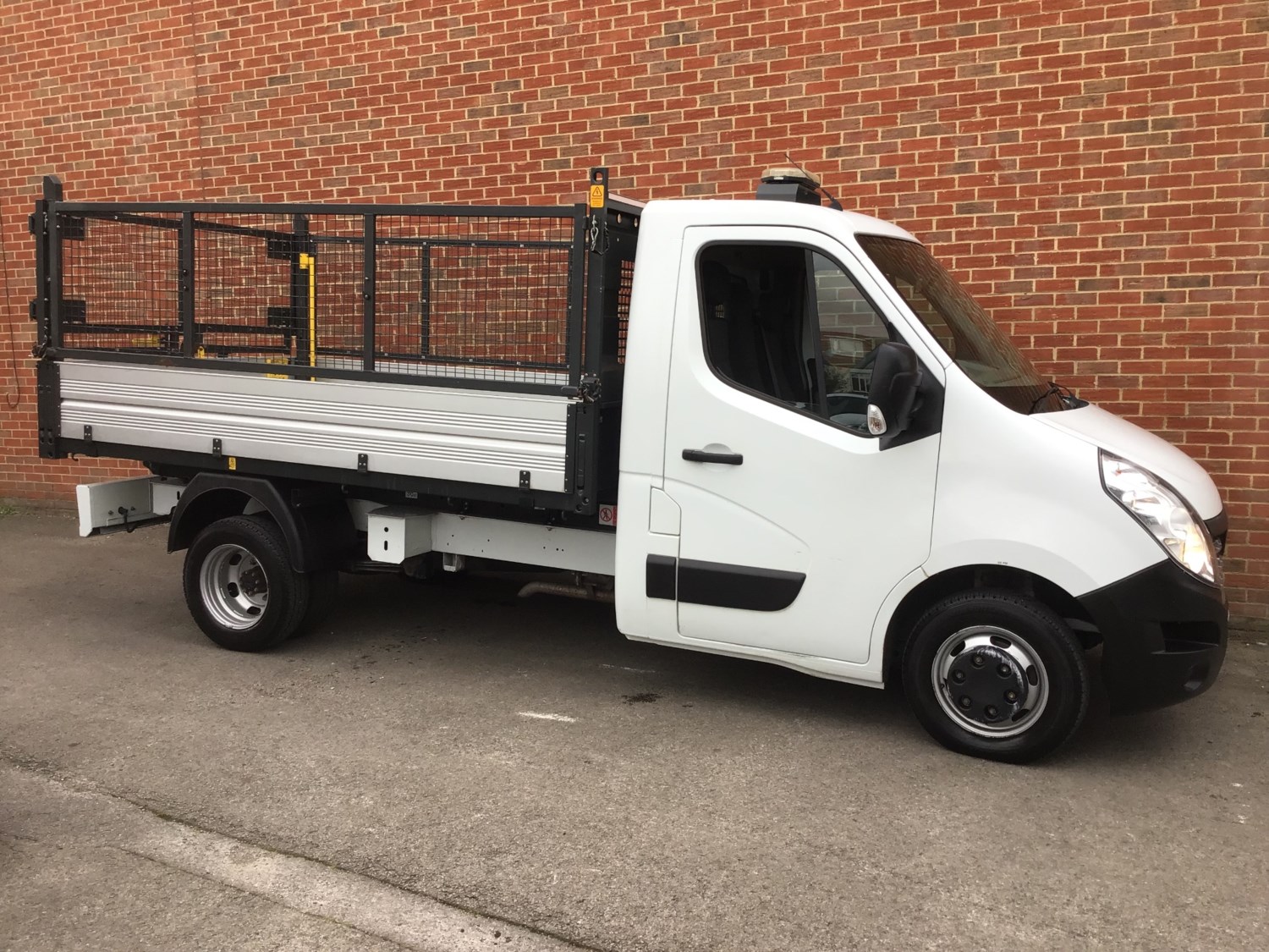 Renault Master Listing Image