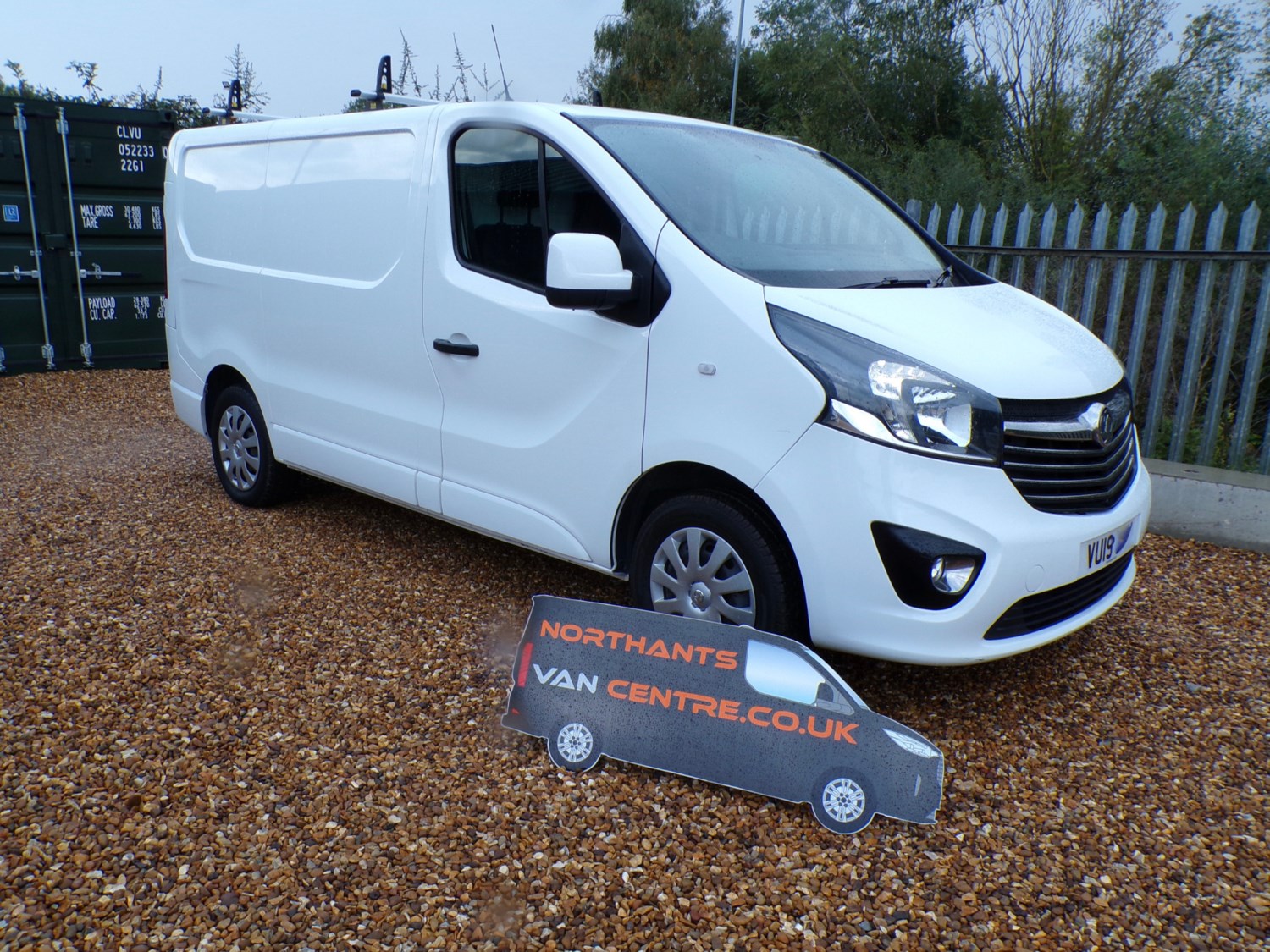 Vauxhall Vivaro Listing Image