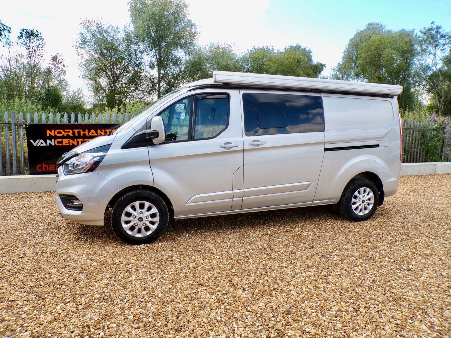 Ford Transit Custom Listing Image