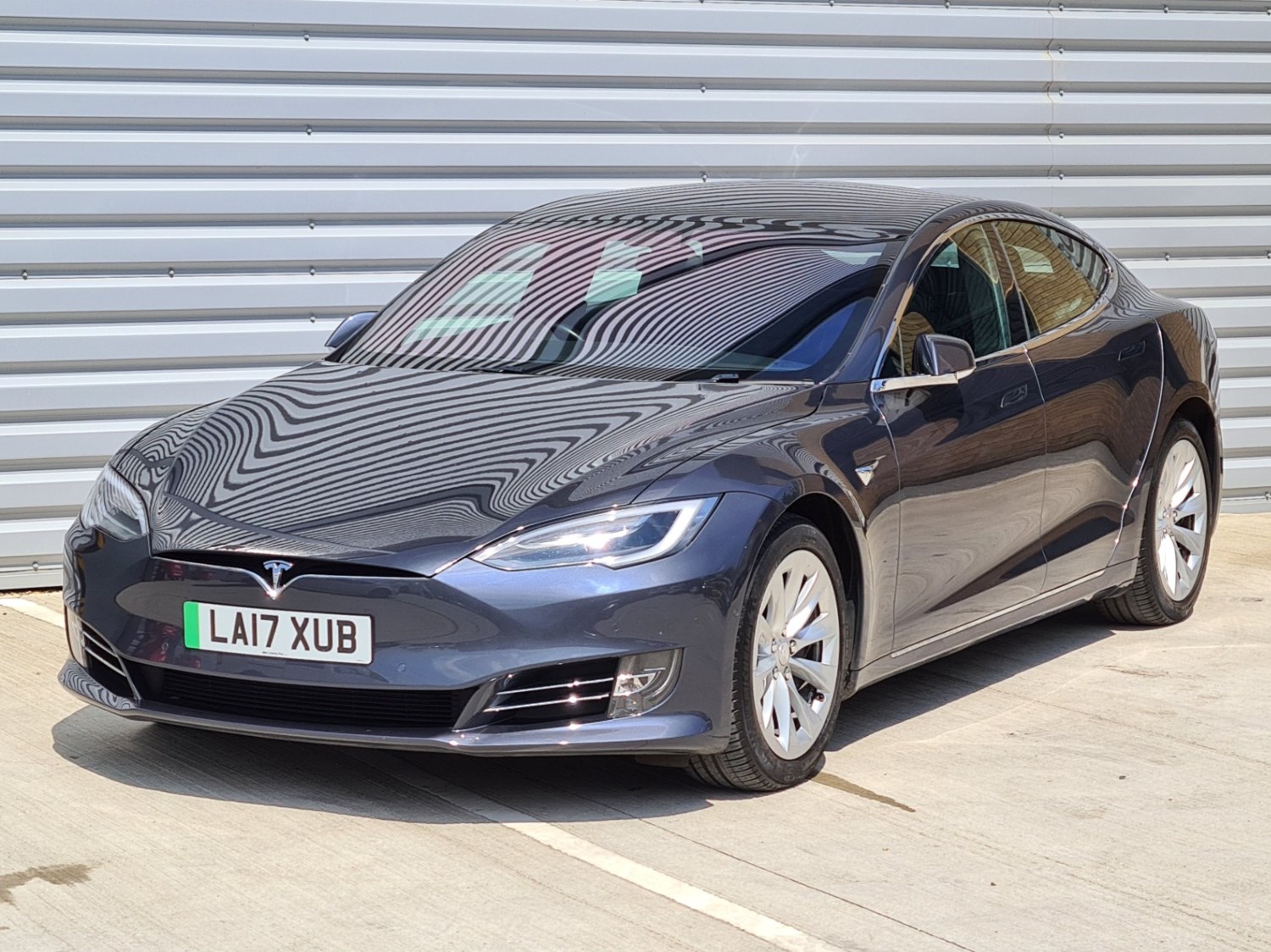 Tesla Model S Listing Image