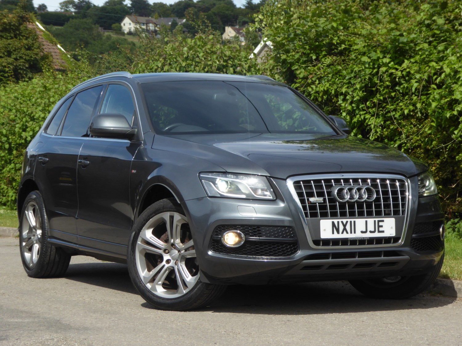 Audi Q5 Listing Image