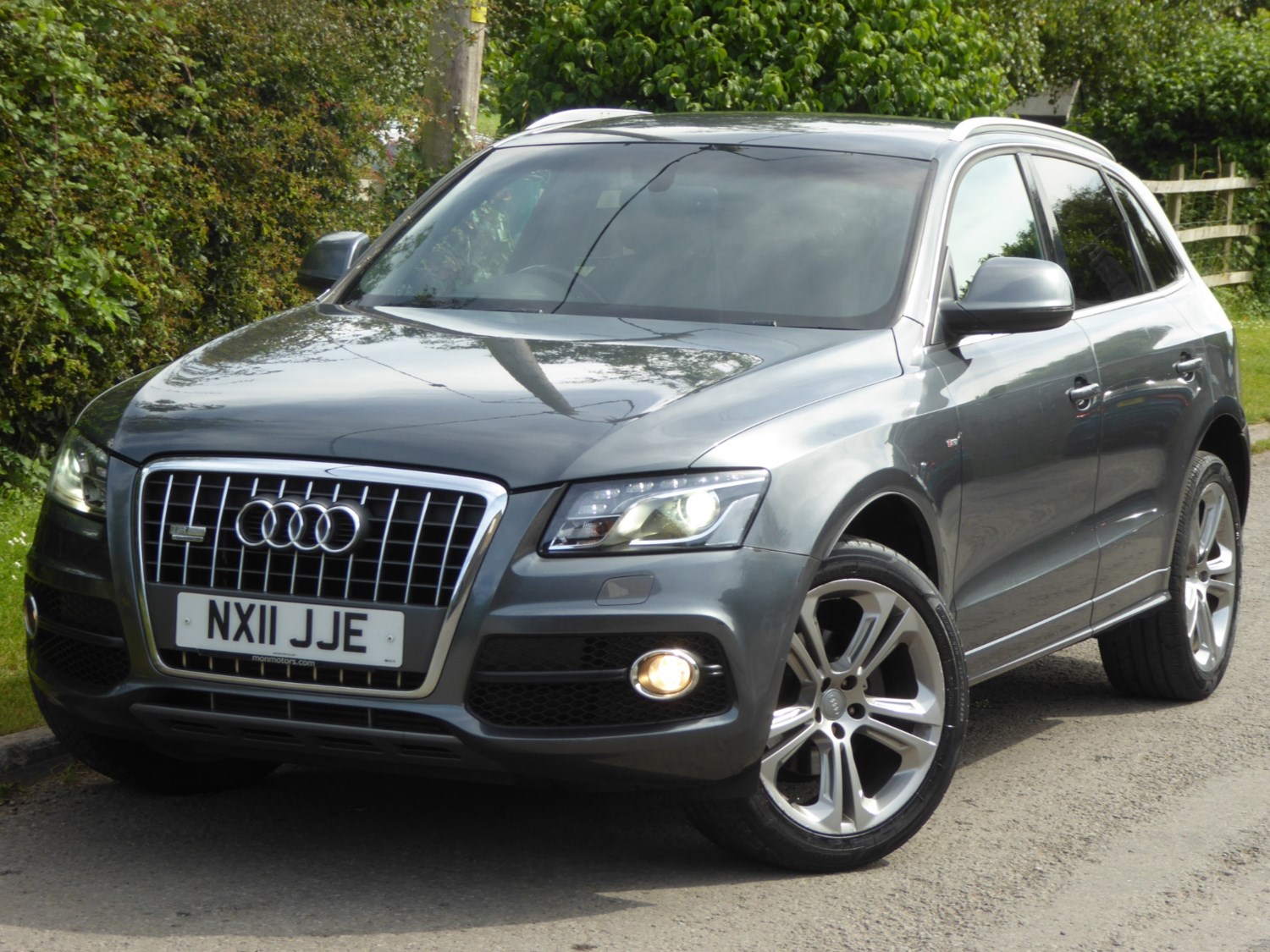 Audi Q5 Listing Image