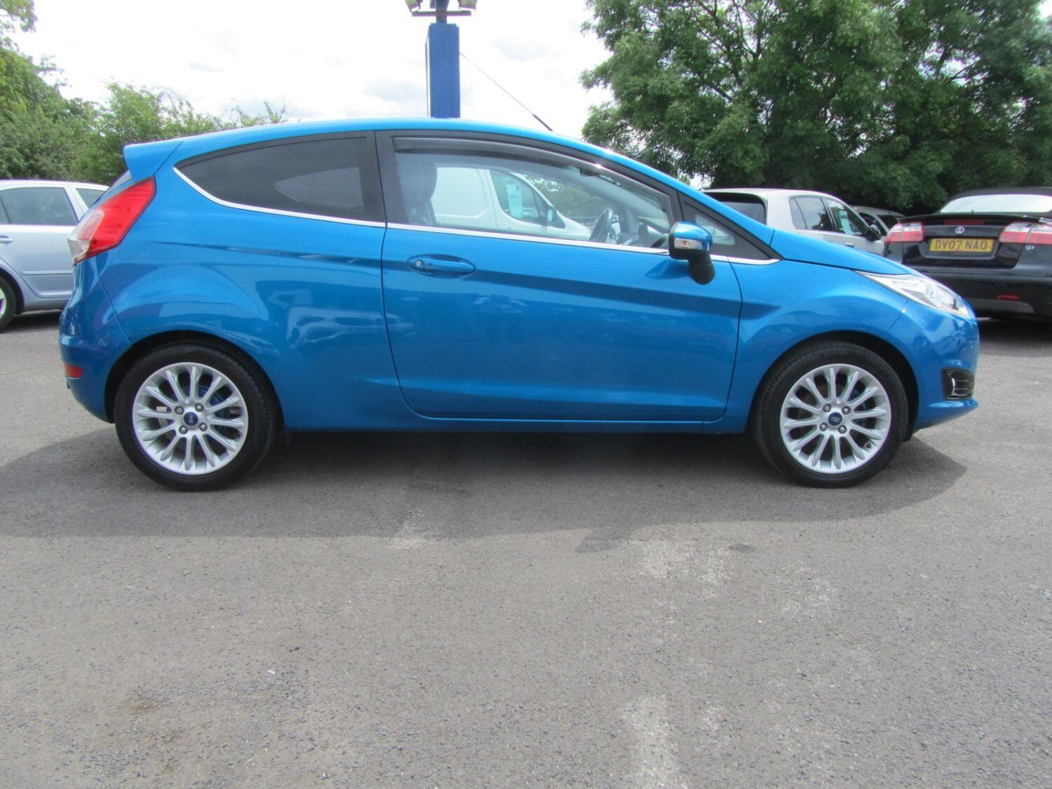 Ford Fiesta Listing Image