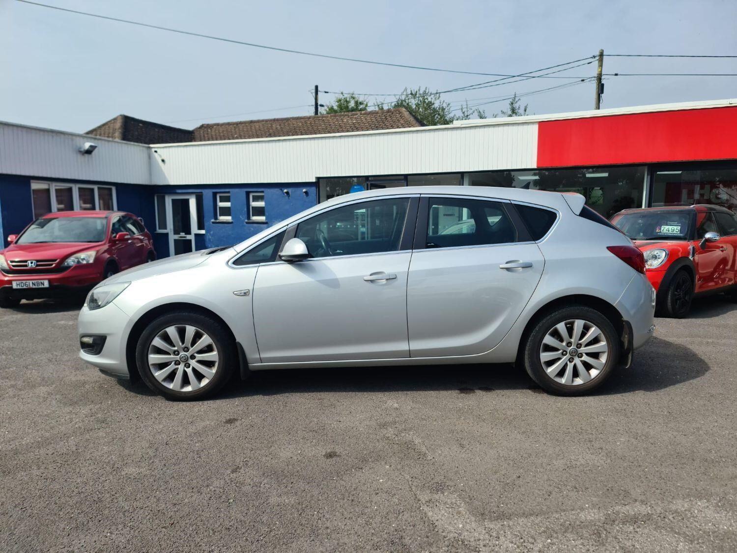 Vauxhall Astra Listing Image