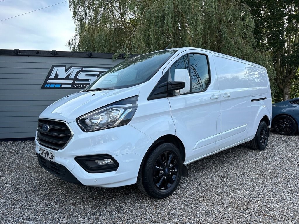 Ford Transit Custom Listing Image