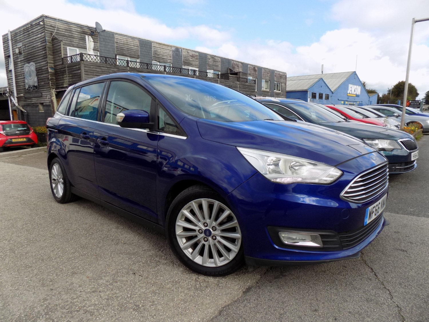 Ford Grand C-Max Listing Image