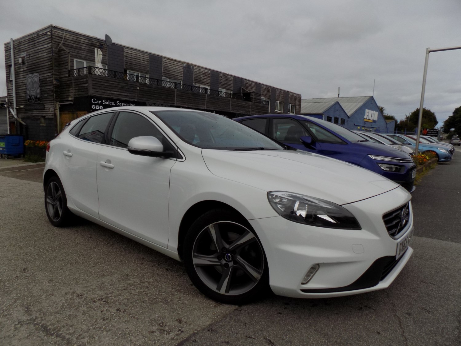 Volvo V40 Listing Image