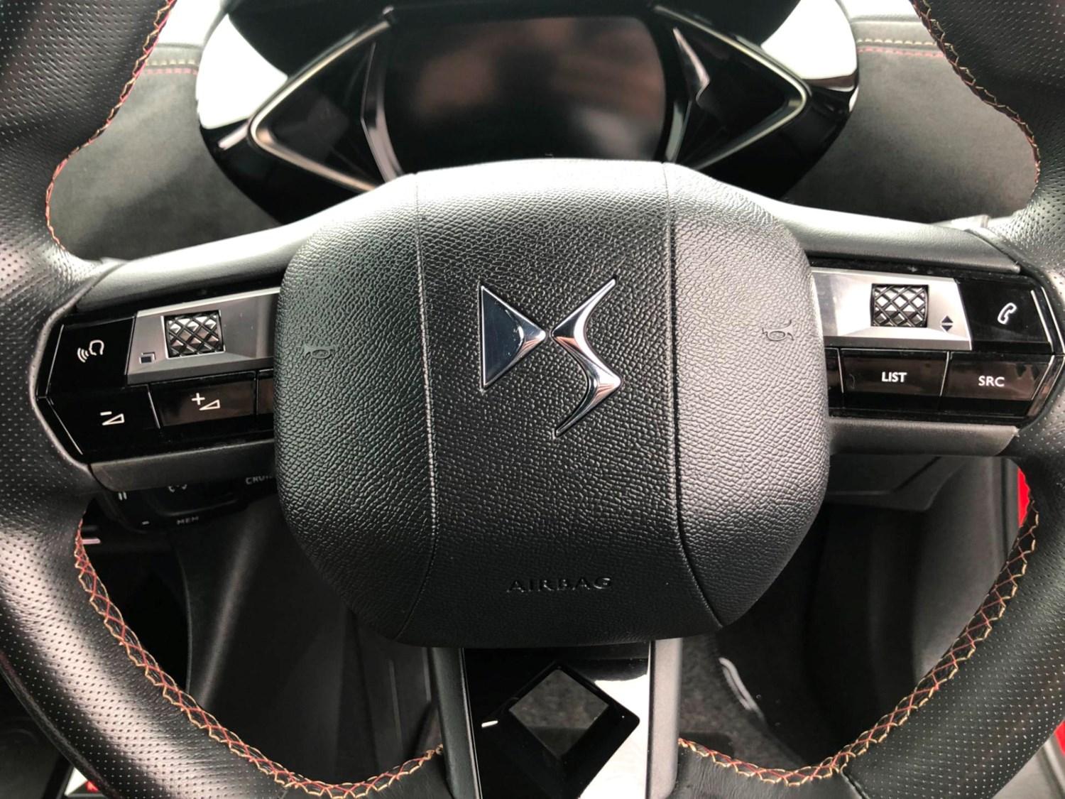 DS AUTOMOBILES DS 3 Listing Image