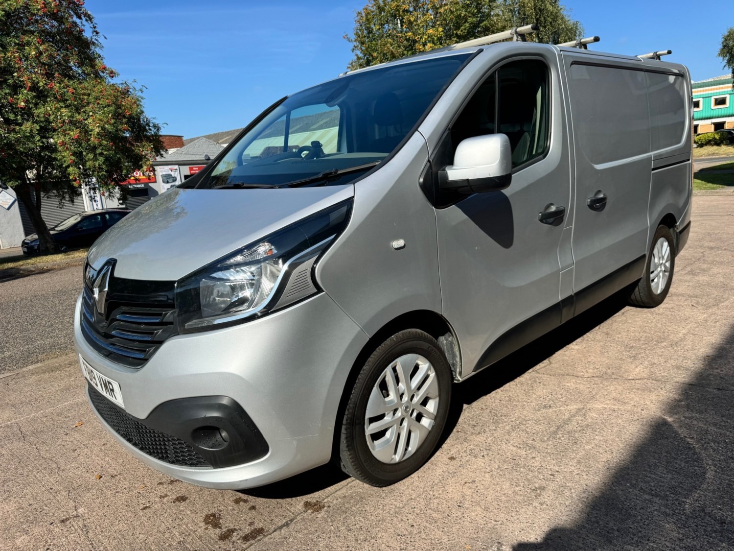 Renault Trafic Listing Image