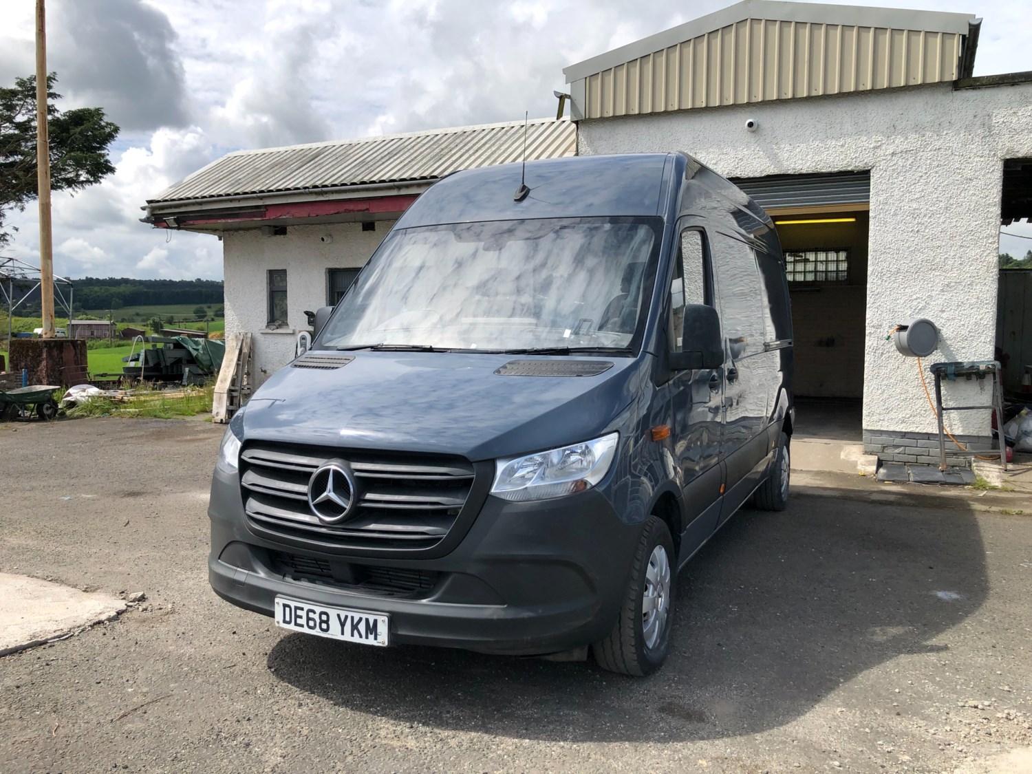 Mercedes-Benz Sprinter Listing Image