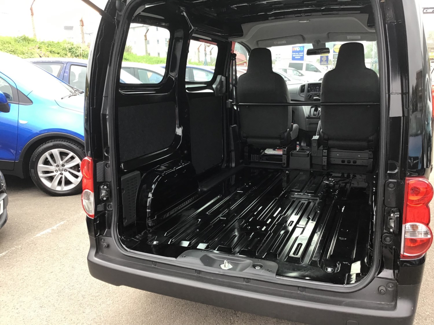 Nissan NV200 Listing Image