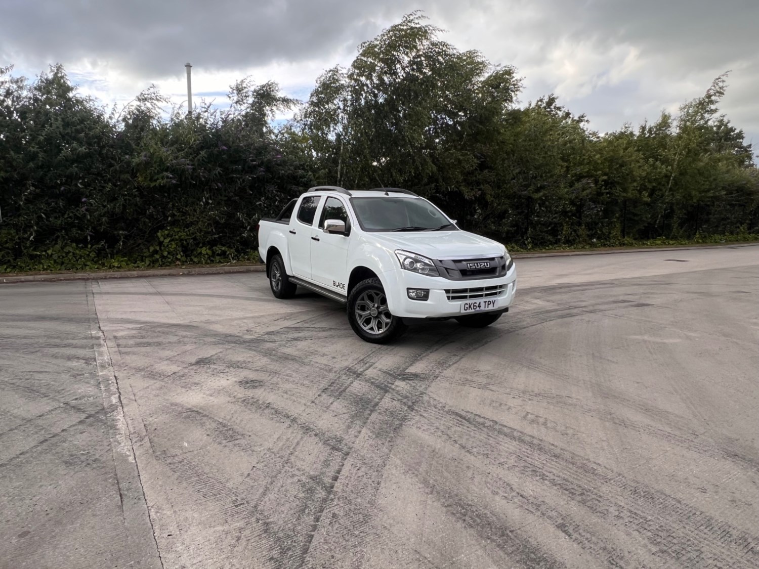 Isuzu D-Max Listing Image