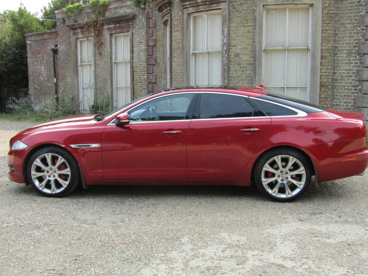 2013 (13) Jaguar XJ 3.0d V6 Portfolio 4dr Auto [8] For Sale In Broadstairs, Kent