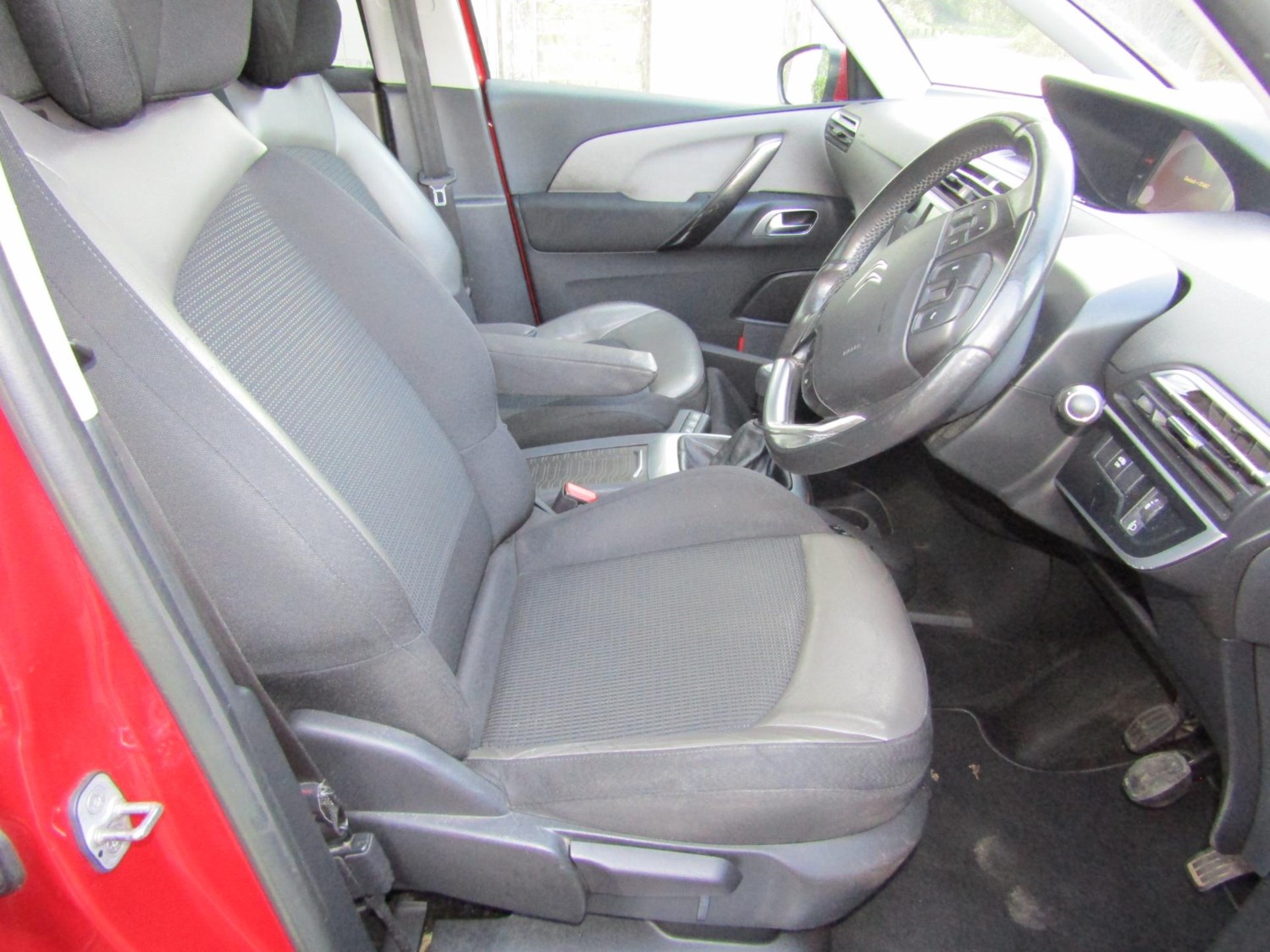 2014 (14) Citroen C4 Picasso 1.6 e-HDi 115 Airdream Exclusive+ 5dr For Sale In Broadstairs, Kent
