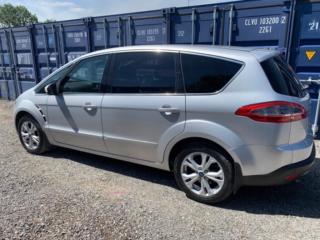 Ford S-Max Listing Image