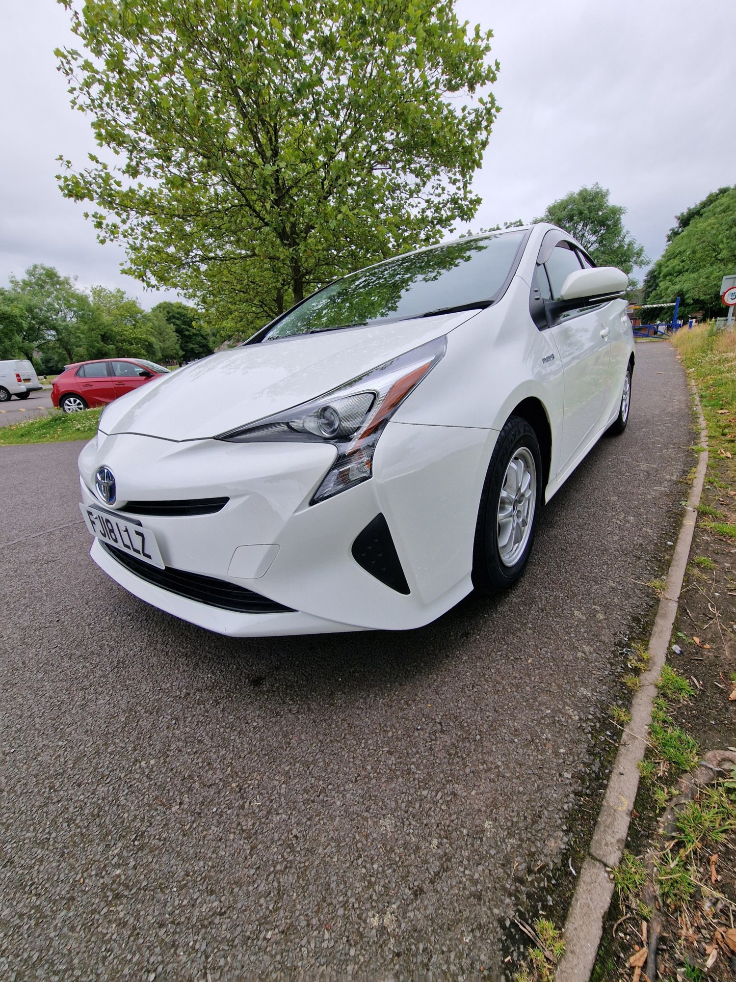 Toyota Prius Listing Image