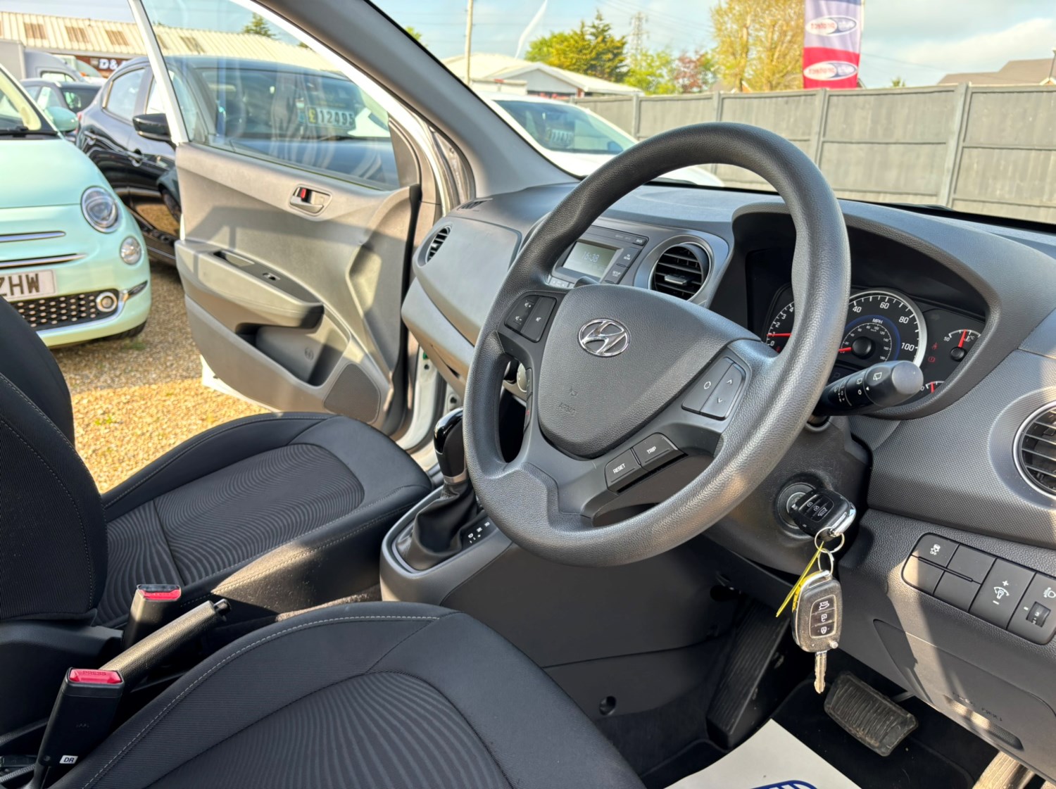 Hyundai i10 Listing Image