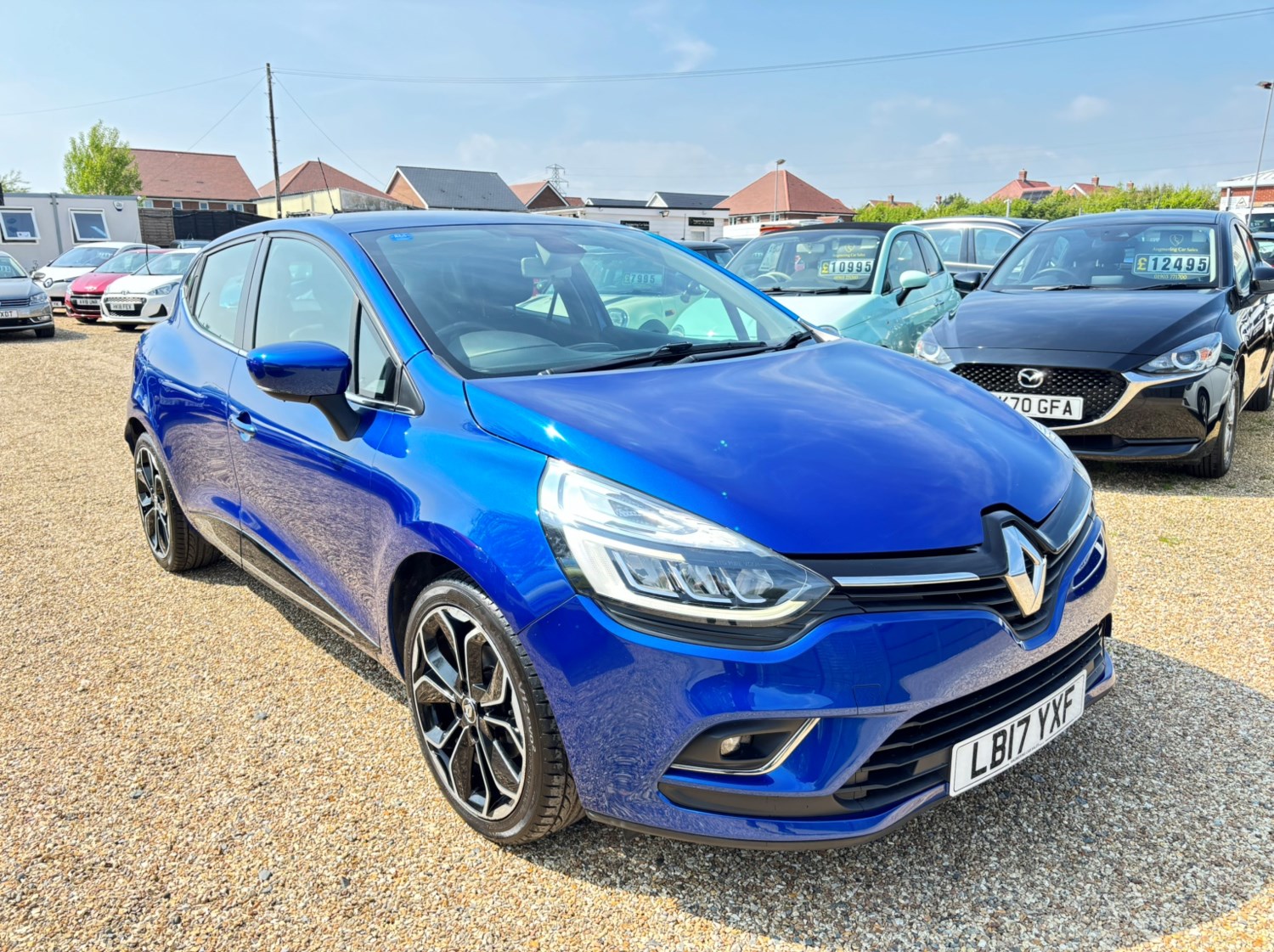 Renault Clio Listing Image