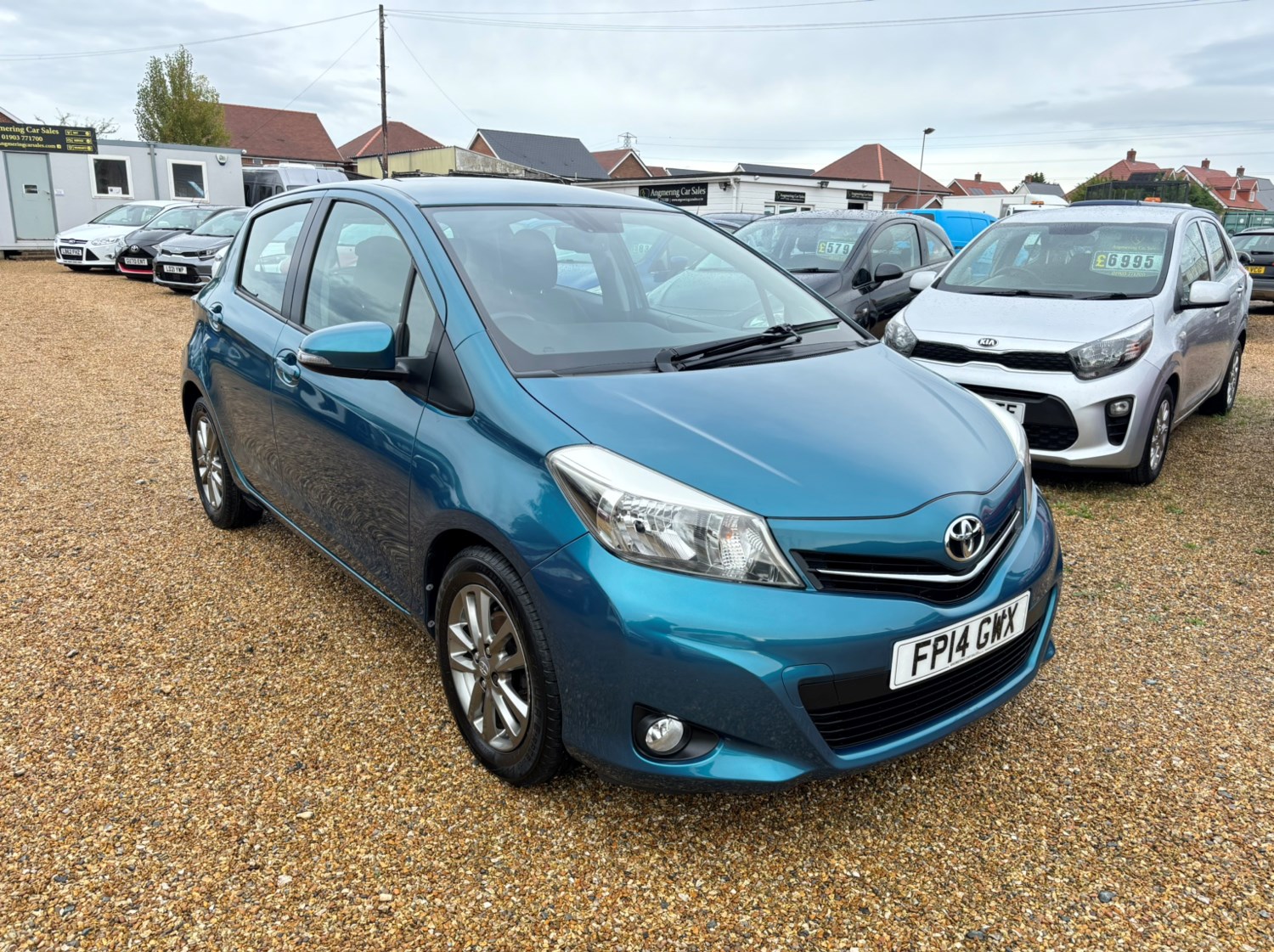 Toyota Yaris Listing Image