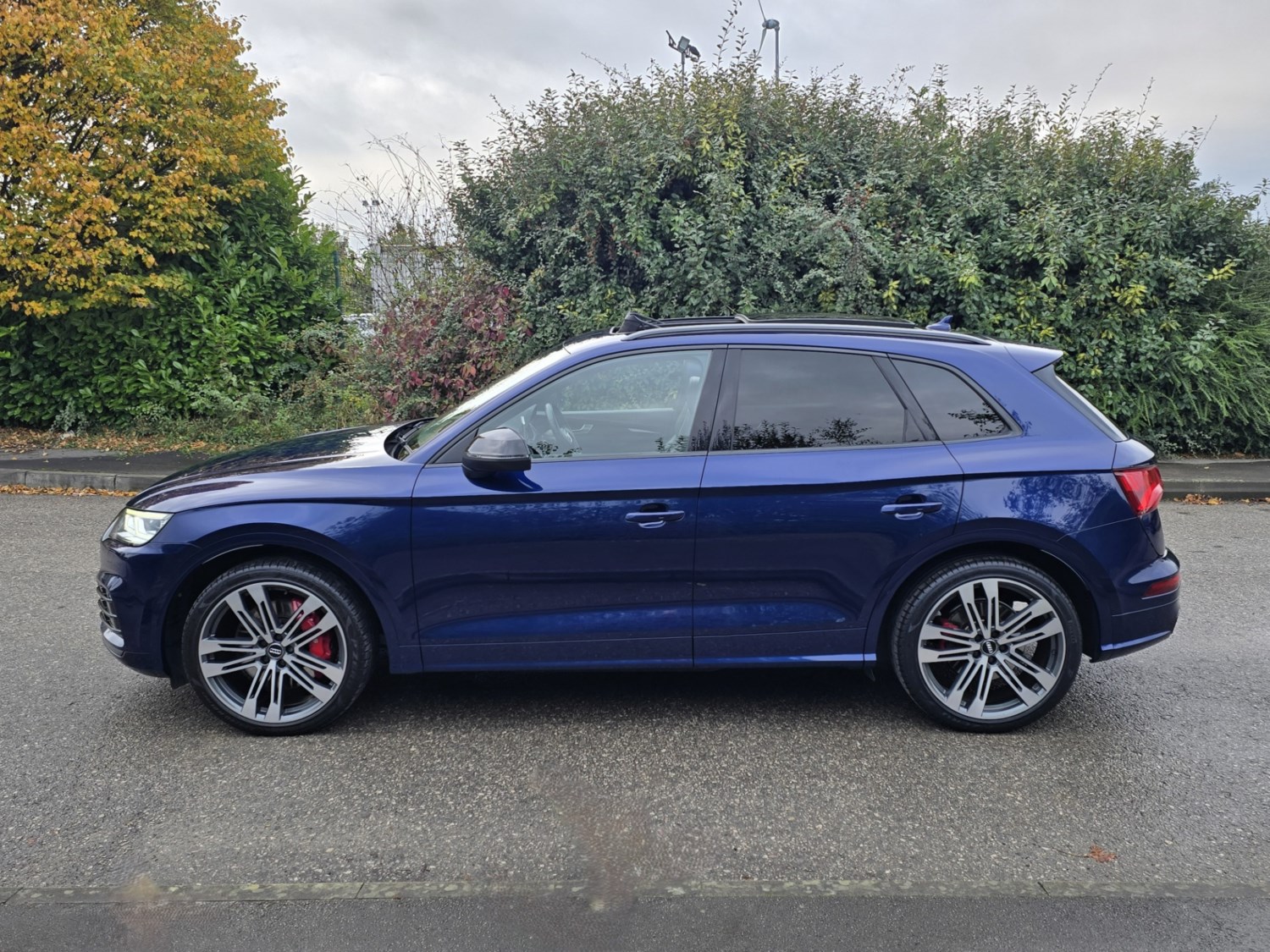 Audi Q5 Listing Image