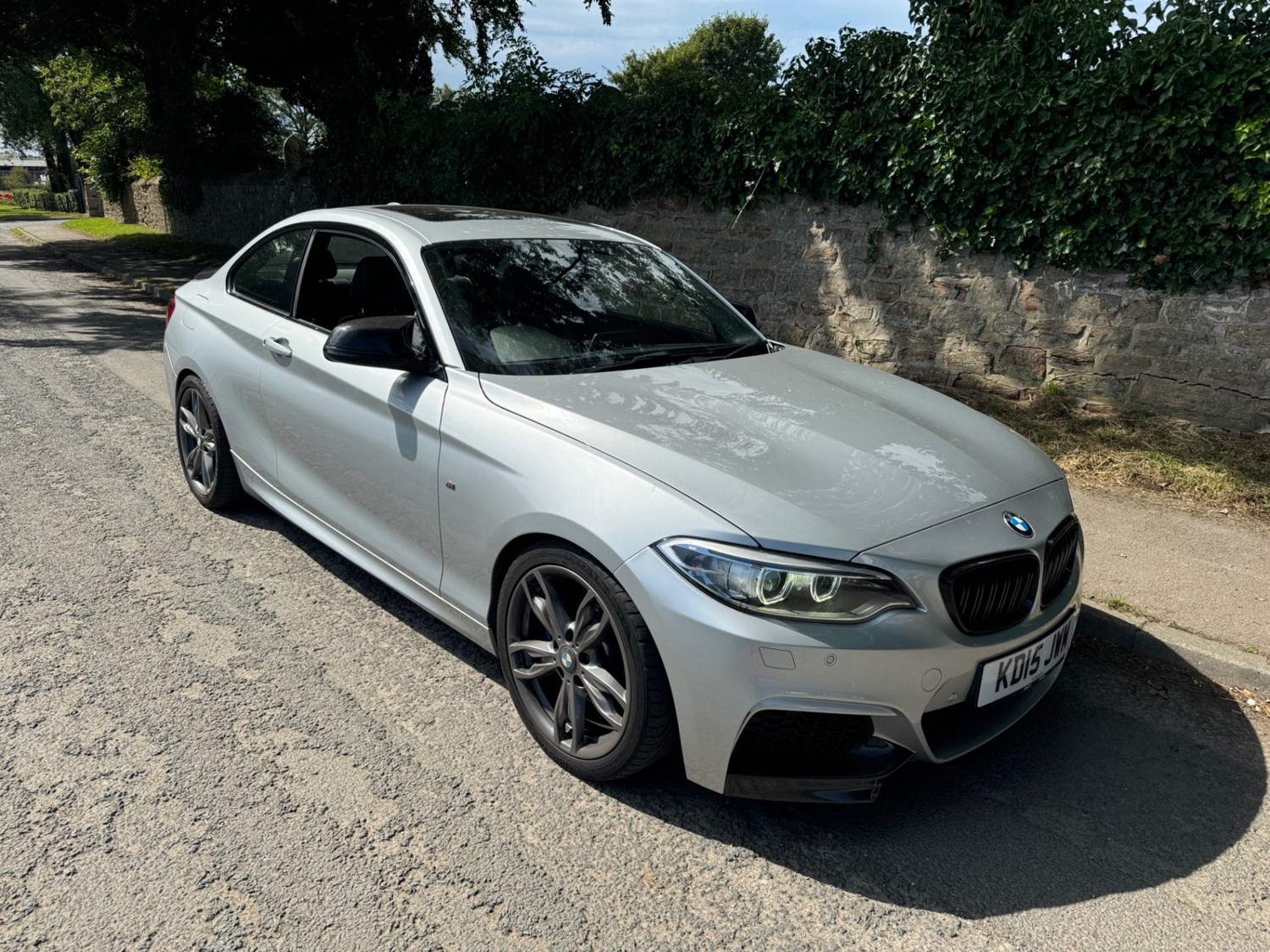 BMW 2 Series Listing Image