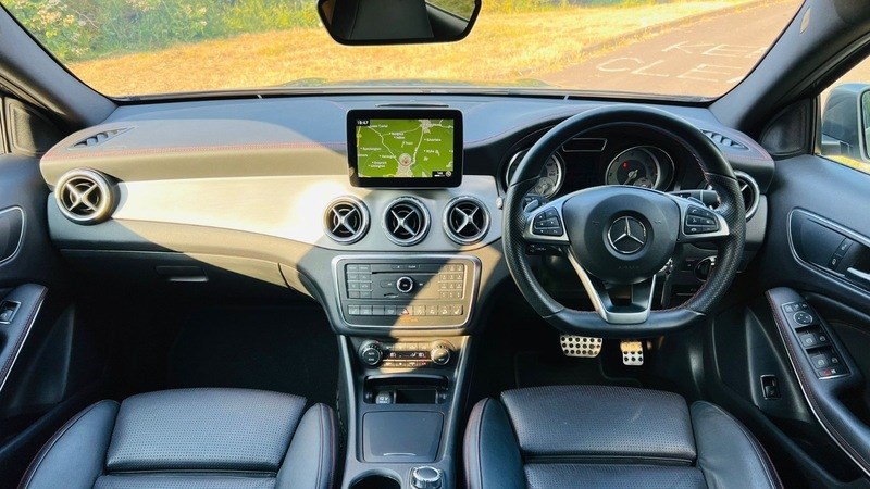 Mercedes-Benz GLA Listing Image