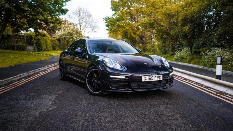 Porsche Panamera Listing Image