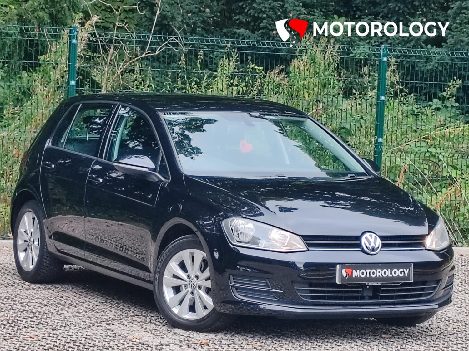 Volkswagen Golf Listing Image