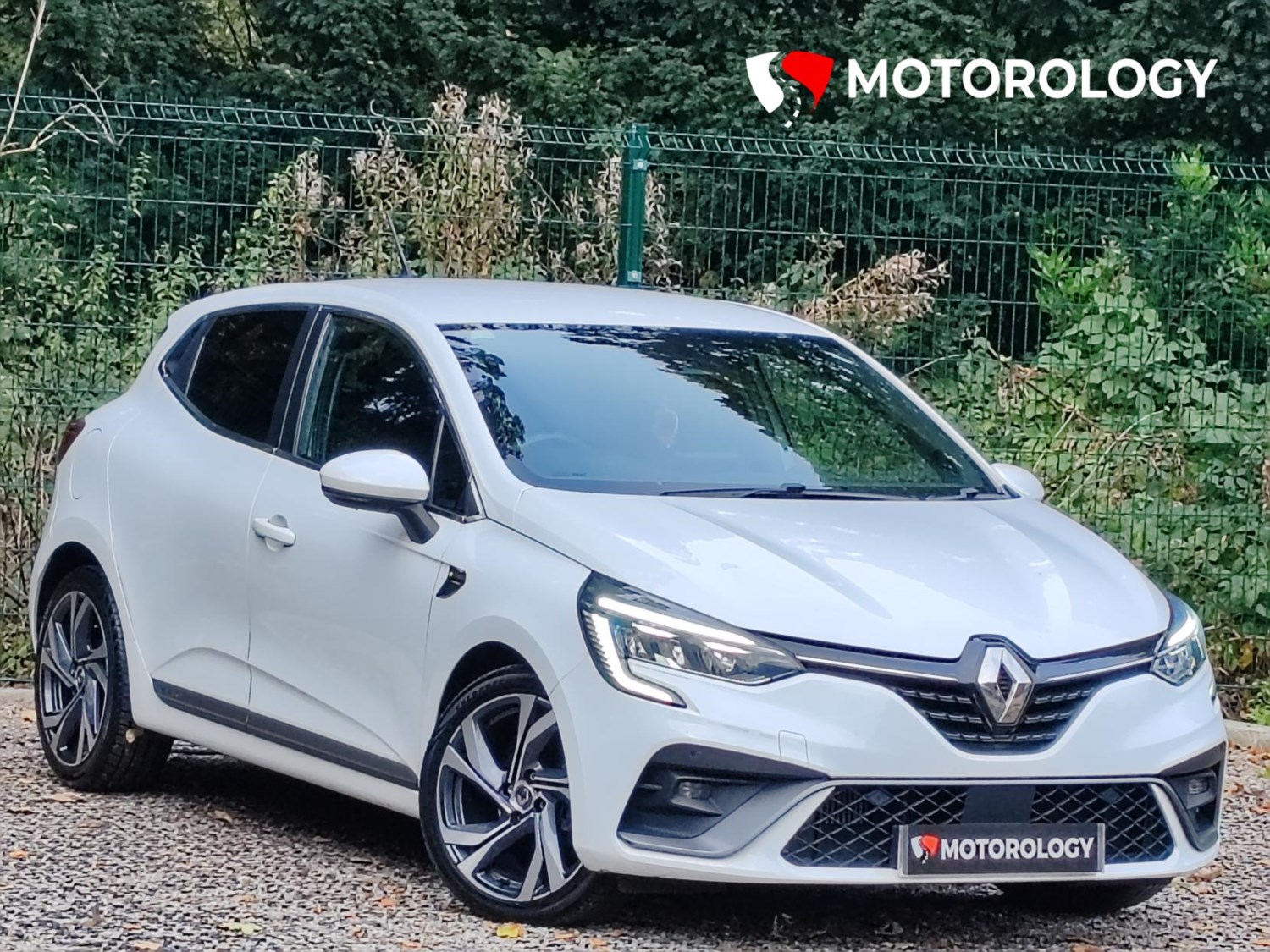 Renault Clio Listing Image