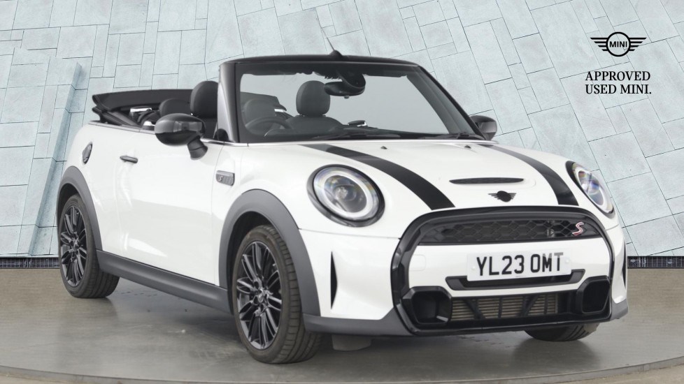 MINI Convertible Listing Image