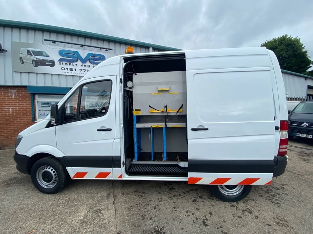 Mercedes-Benz Sprinter Listing Image