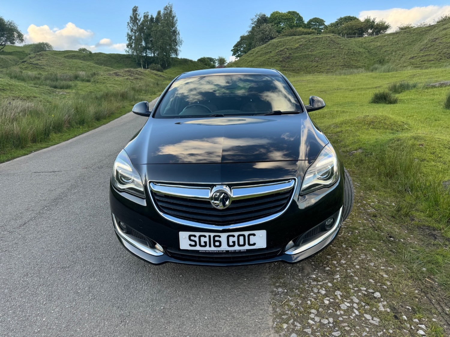 Vauxhall Insignia Listing Image