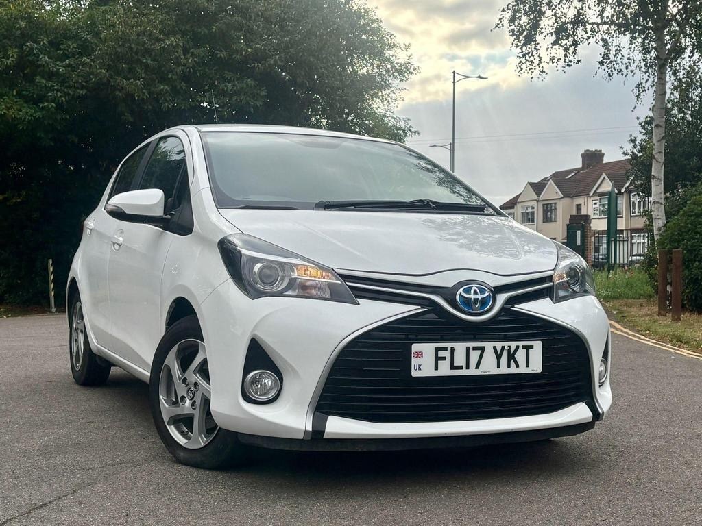 Toyota Yaris Listing Image