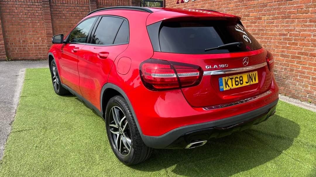 Mercedes-Benz GLA Listing Image