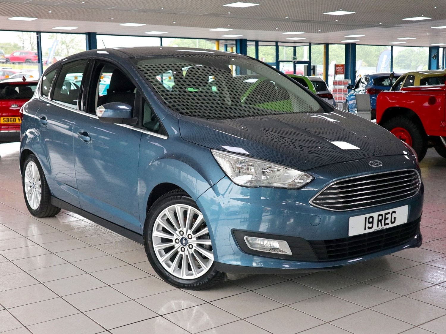 Ford C-Max Listing Image