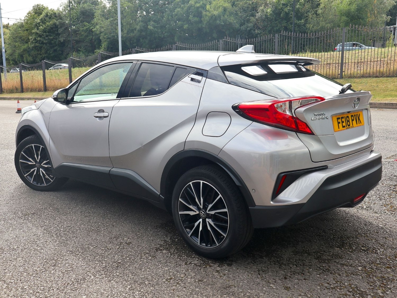 Toyota C-HR Listing Image