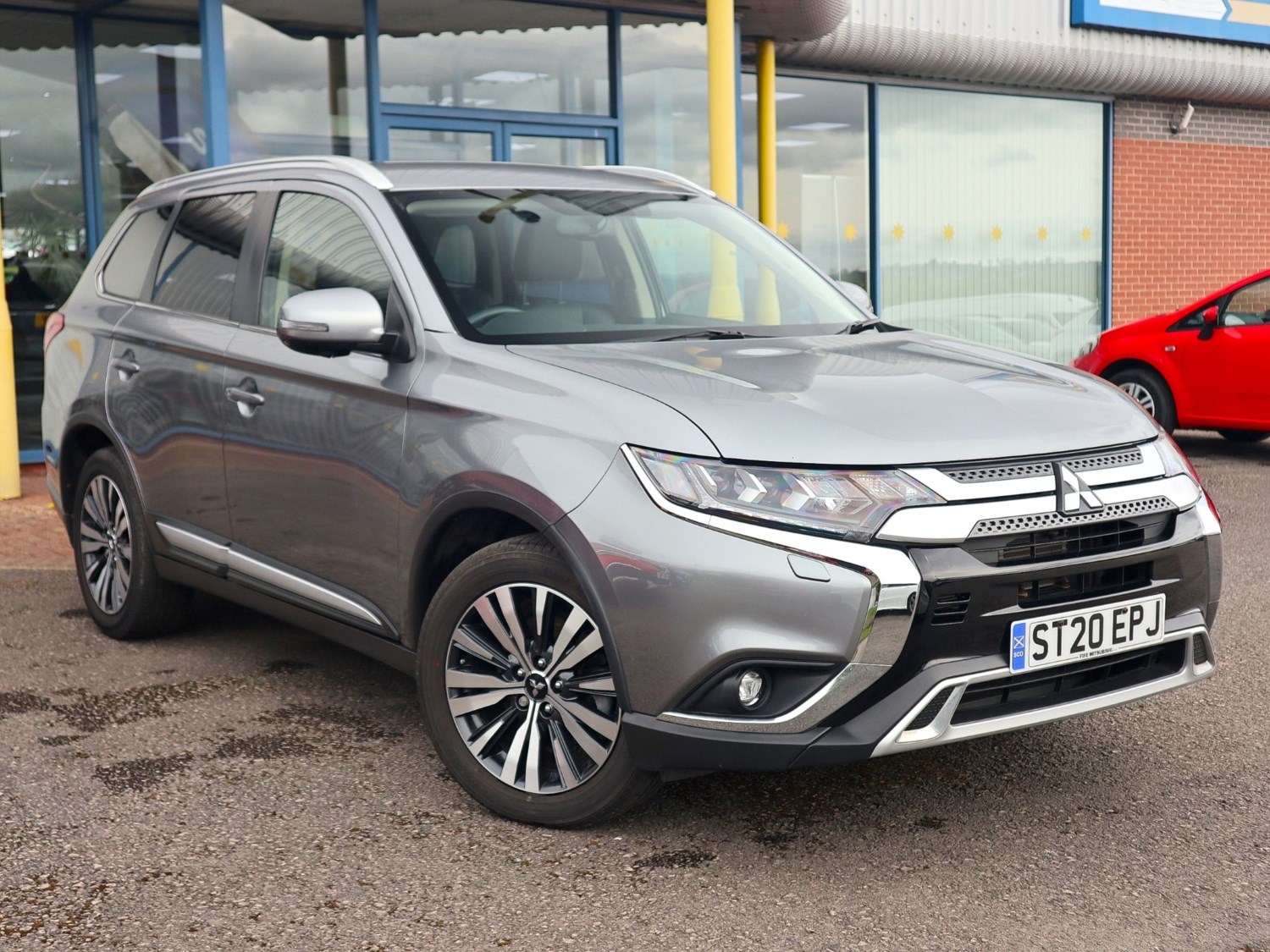 2020 used Mitsubishi Outlander 2.0 Exceed Mivec 4wd 5DR 4x4 Petrol