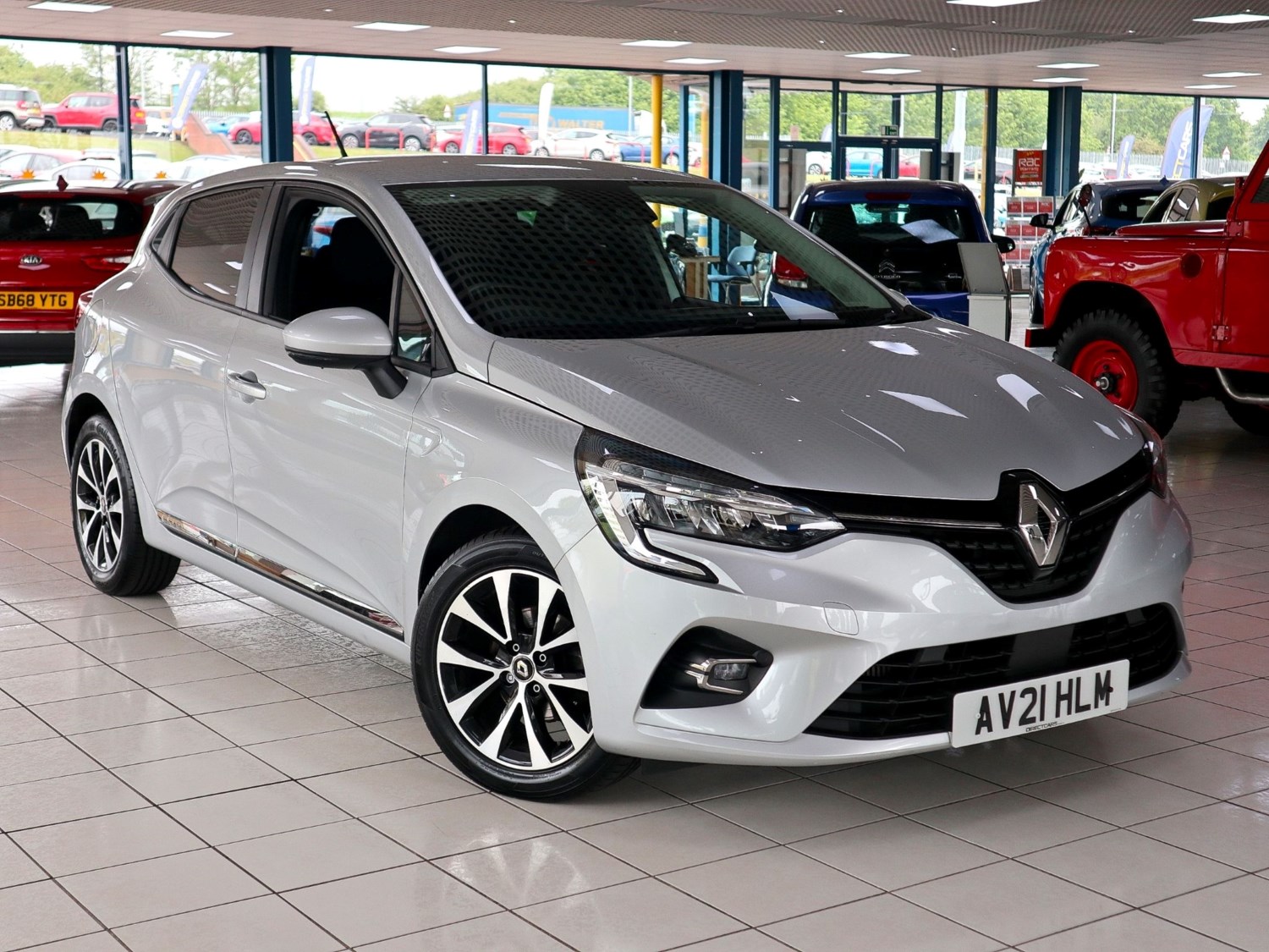 2021 used Renault Clio 1.0 Iconic TCE 5DR Hatch Petrol