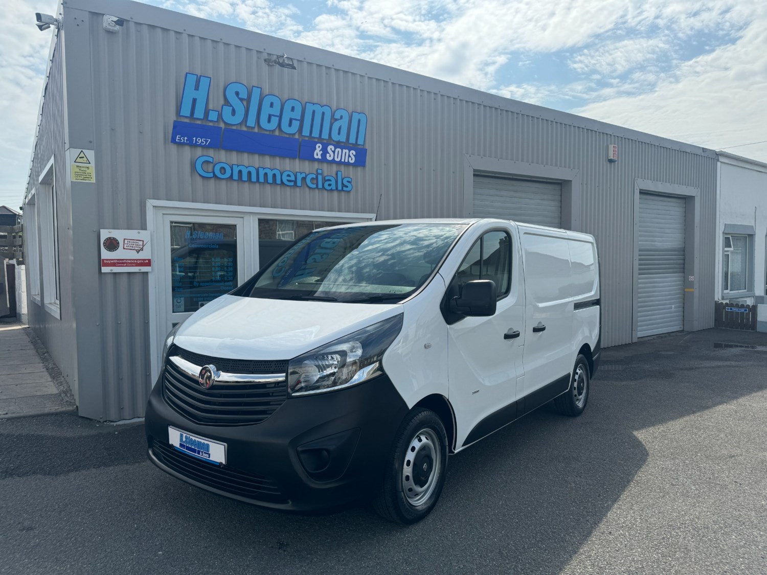 Vauxhall Vivaro Listing Image