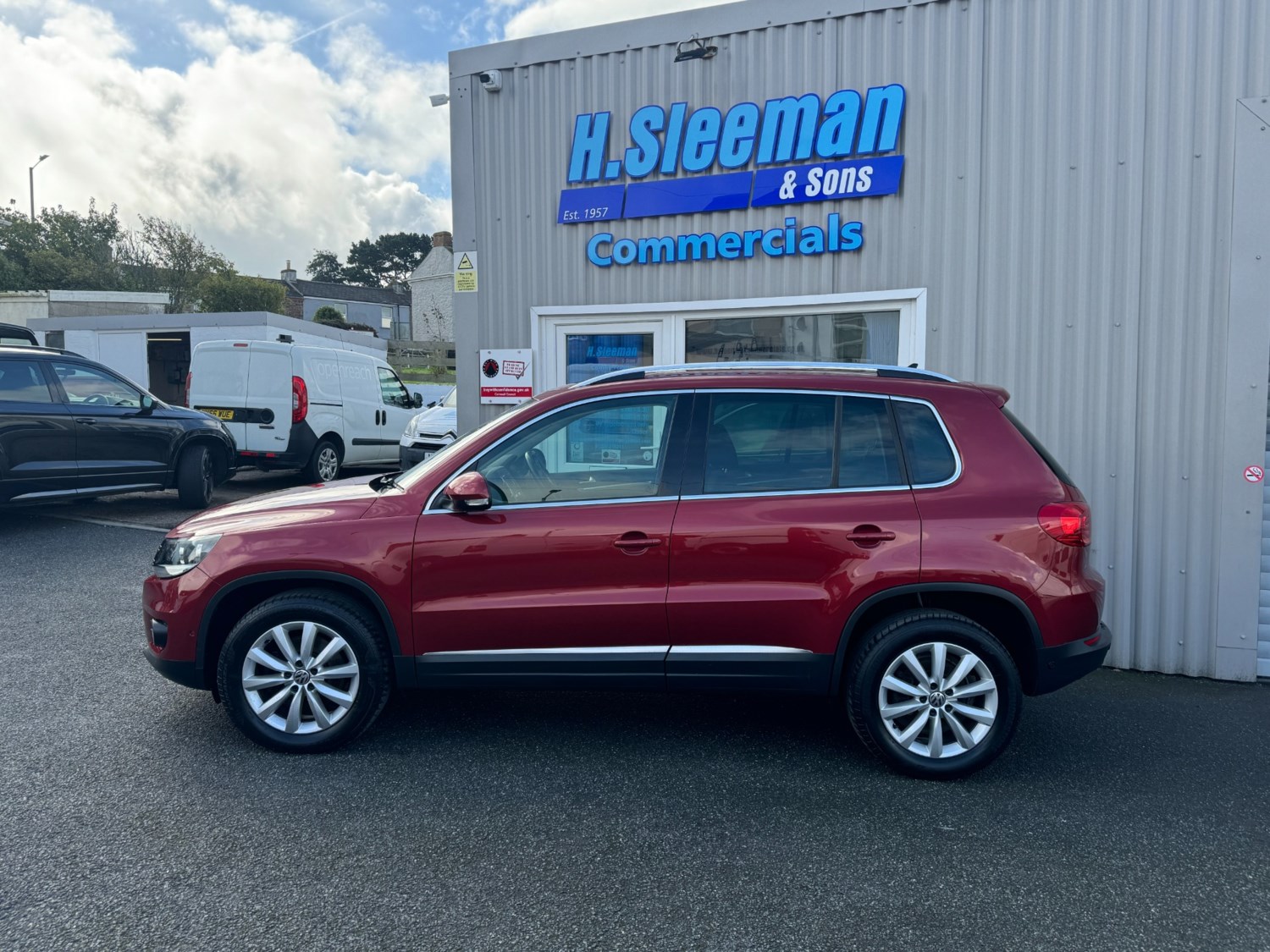 Volkswagen Tiguan Listing Image