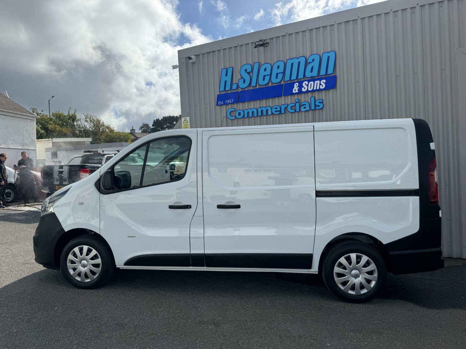 Vauxhall Vivaro Listing Image