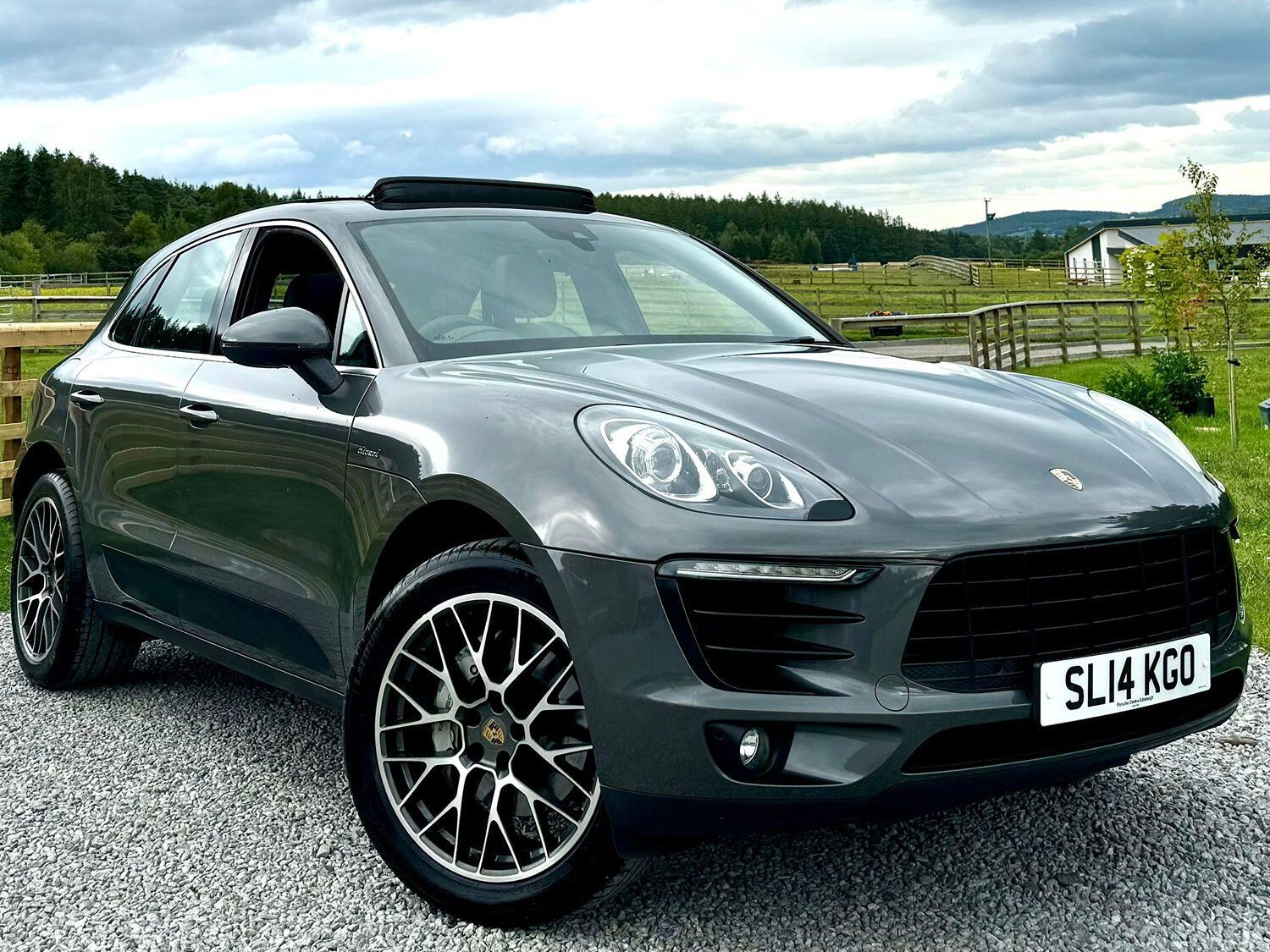 Porsche Macan Listing Image