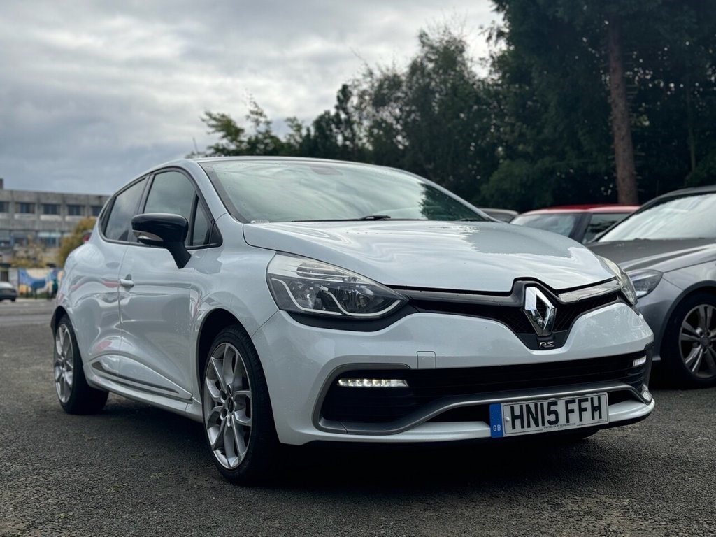 Renault Clio Listing Image