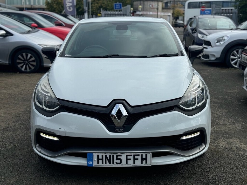 Renault Clio Listing Image