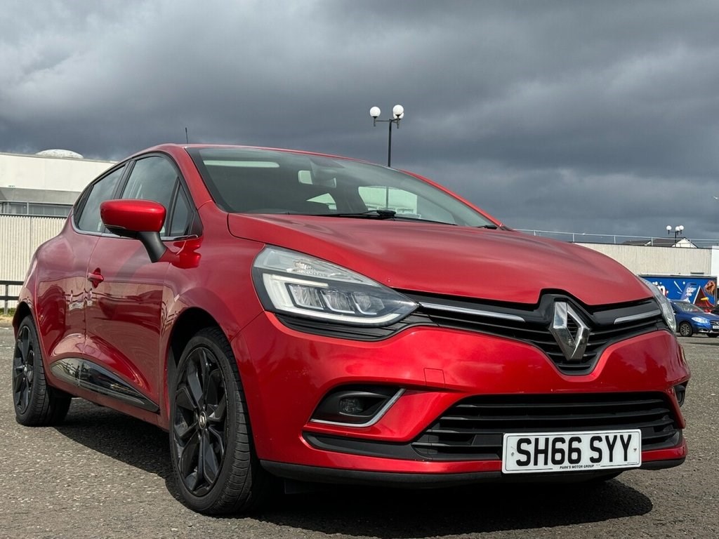 Renault Clio Listing Image