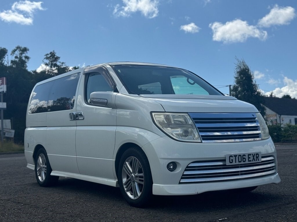 Nissan Elgrand Listing Image