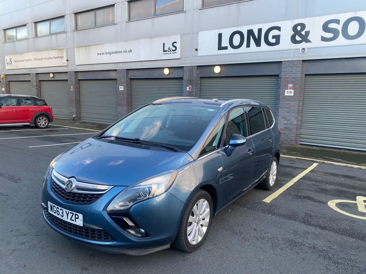 Vauxhall Zafira Tourer Listing Image