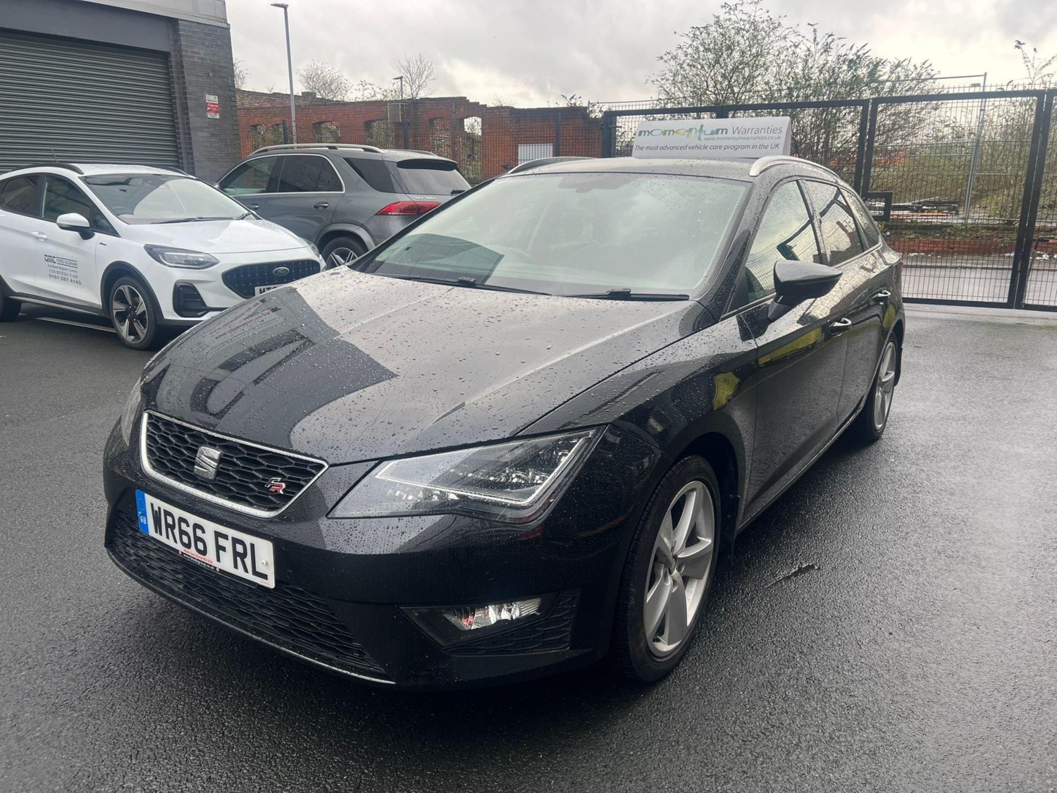 SEAT Leon Listing Image