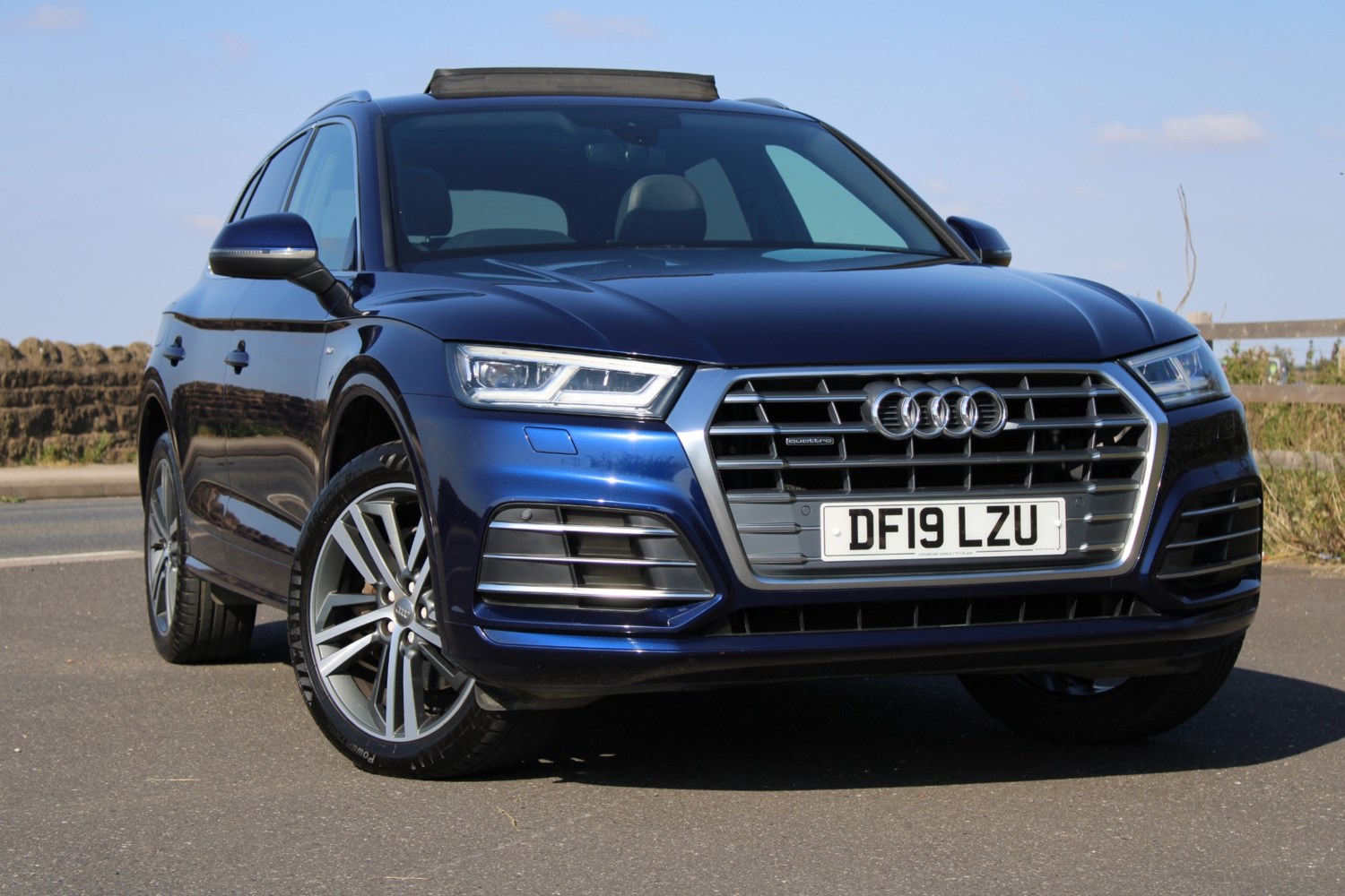 Audi Q5 Listing Image