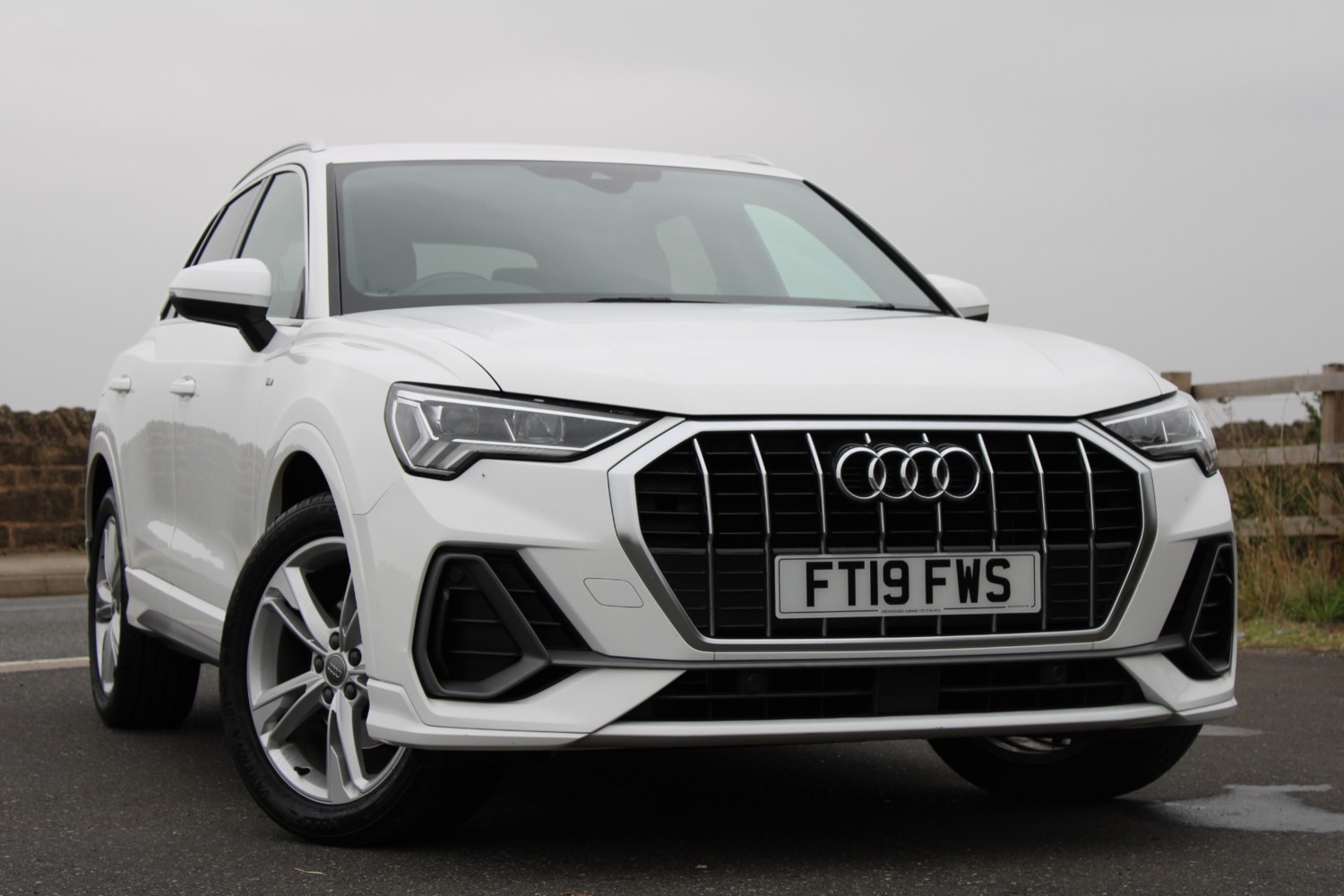 Audi Q3 Listing Image